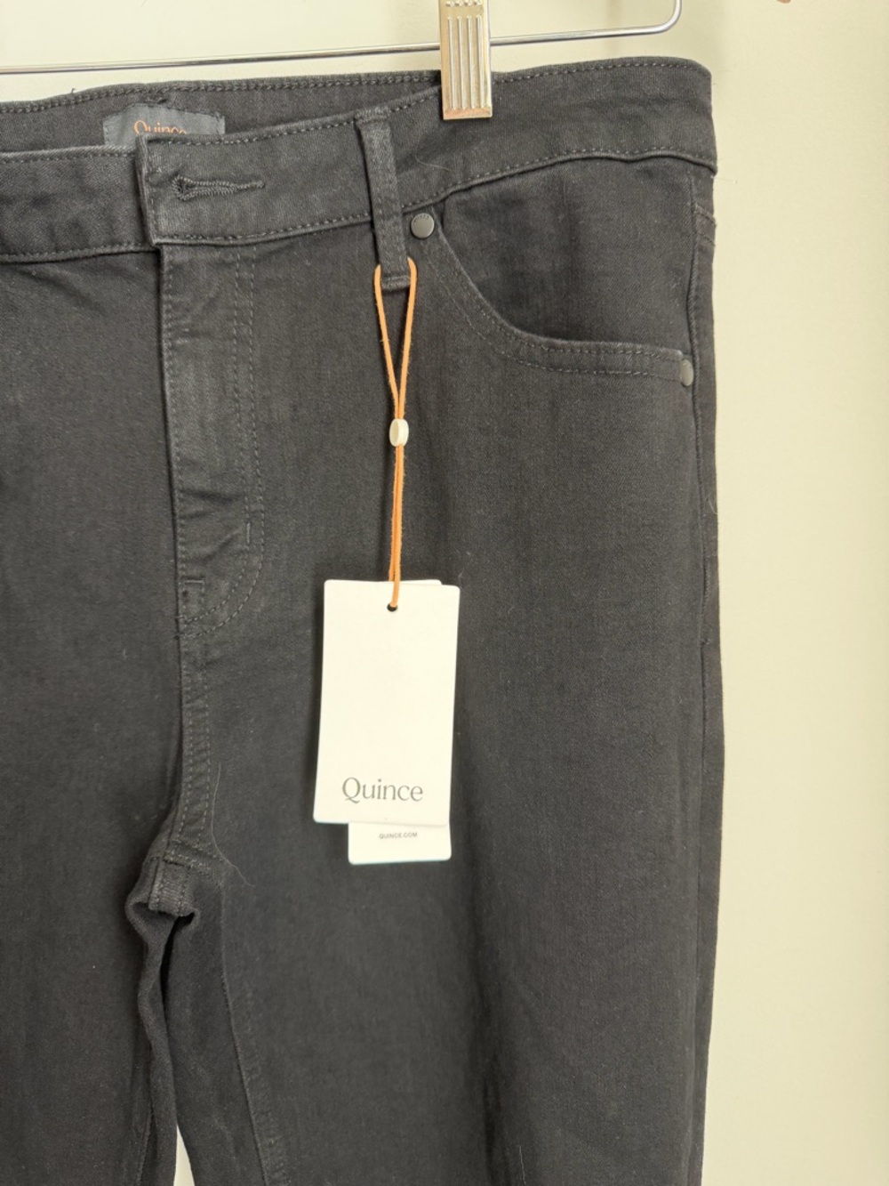 Quince Women’s Bella Stretch Straight Jeans NWT Black Size 30 - Picture 4 of 14
